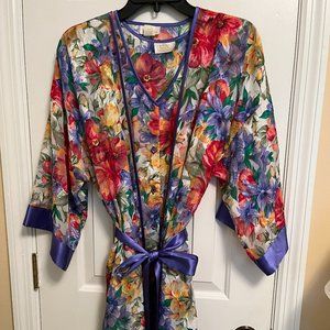 Beautiful FLORAL NEGLIGEE SET